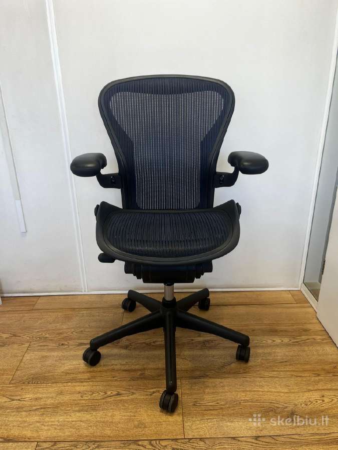Herman Miller Aeron biuro kėdė mėlyna