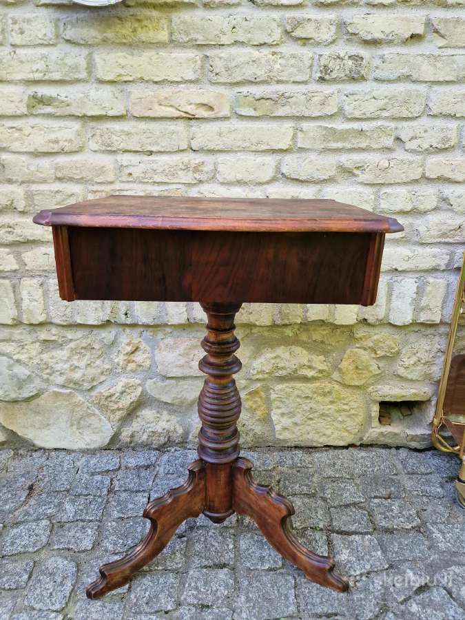 Vintažinis mid century rankdarbių staliukas - nuotraukos Nr. 7