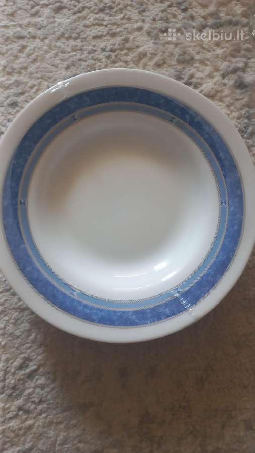 Sriubinės lėkštės