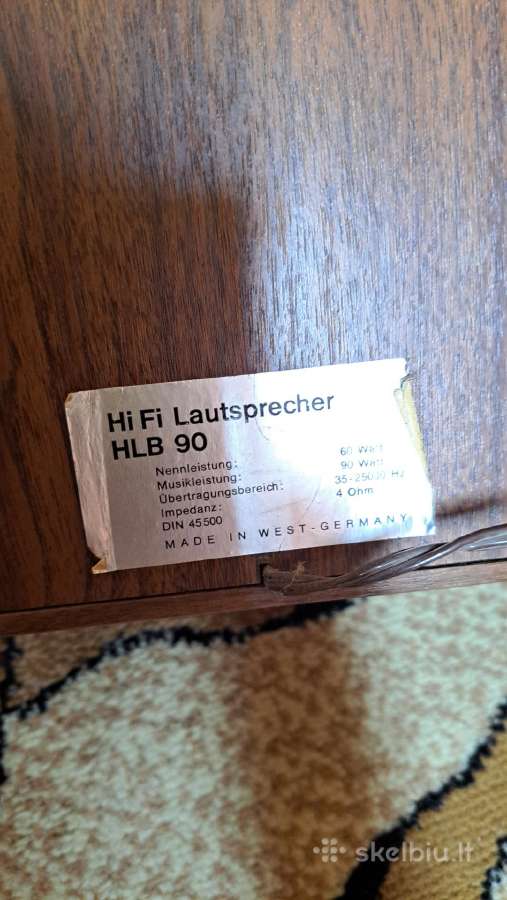 Hi fi lautsprecher kolonėlė