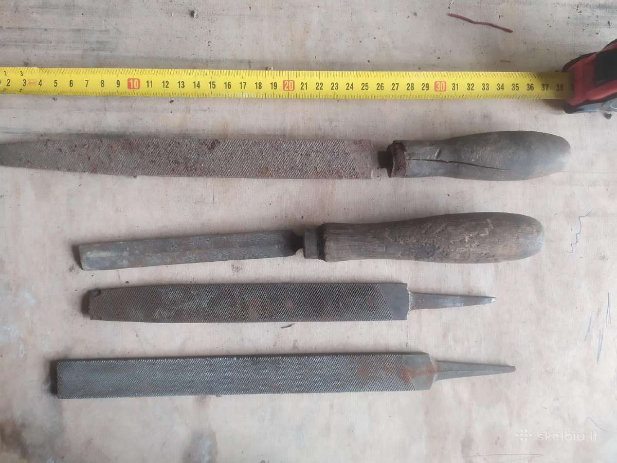 4 dildės