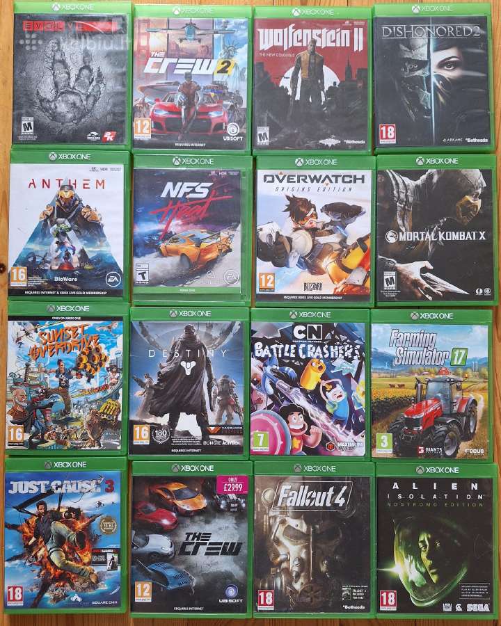 Xbox One Game (15 disks)