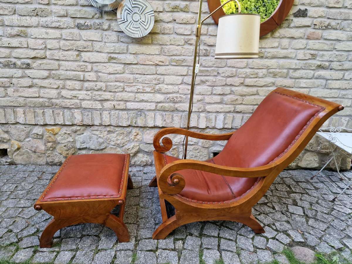 Vintažinis mid century fotelis su pakoju
