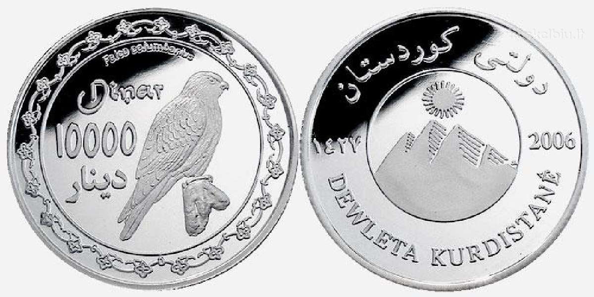 Kurdistanas Merlin Falcon Kurdish mountains