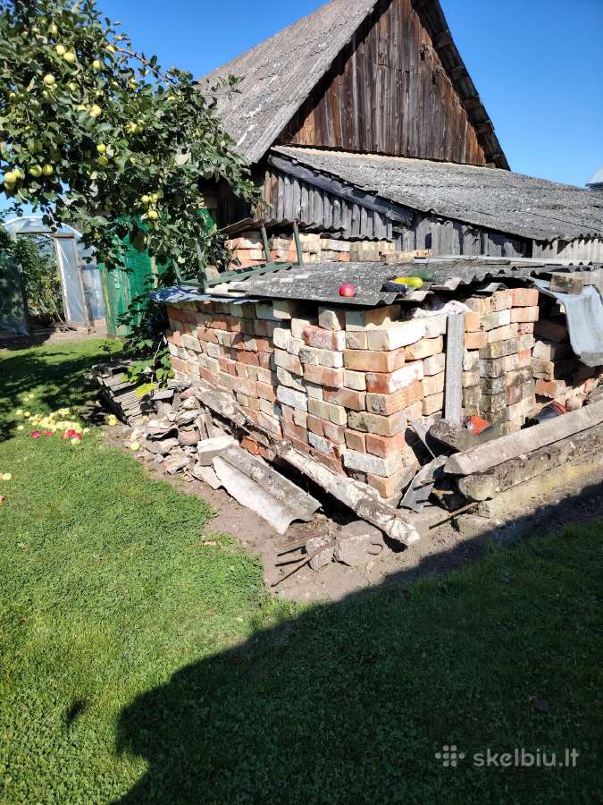 Gal kam naudotu plytų raudonų 2500vnt už10cnt