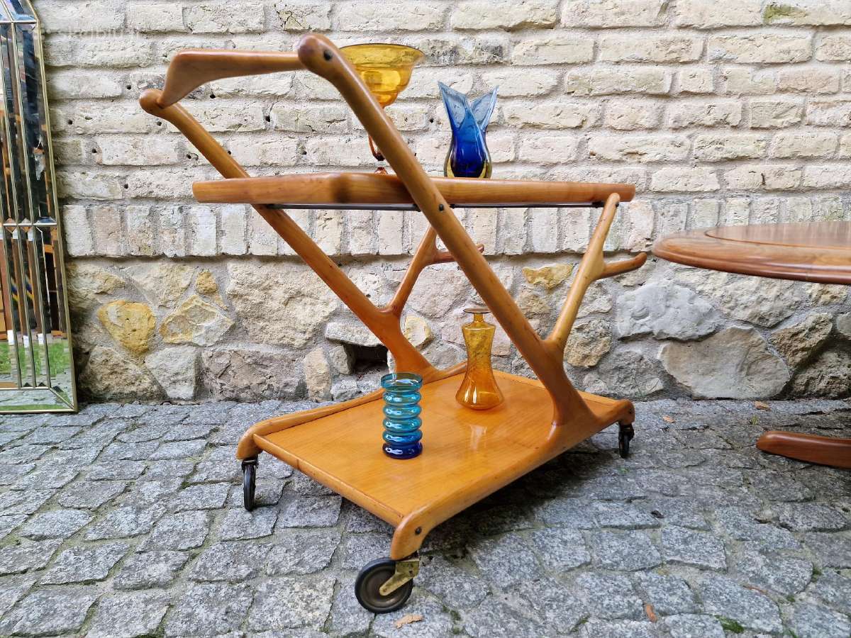 Vintažinis mid century serviravimo staliukas - nuotraukos Nr. 17