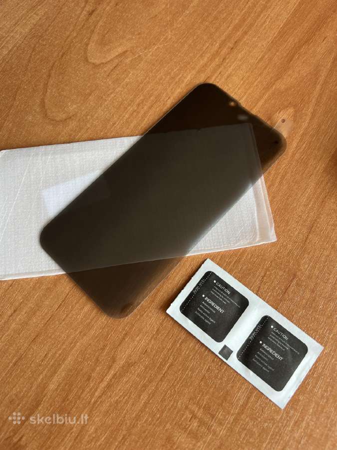 iPhone 13 pro max ekrano stikliukas