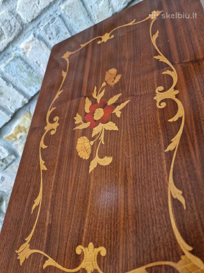 Vintažiniai mid century raudonmedžio staliukai - nuotraukos Nr. 9
