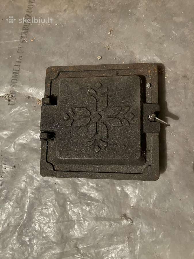 Pelenų valymo durelės15x15 cm