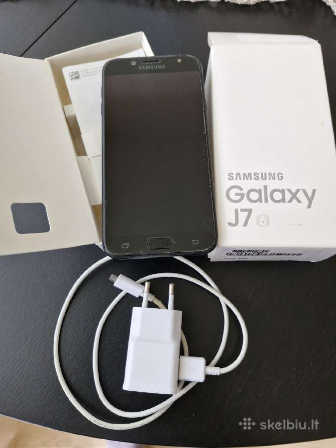 Telefonas Samsung J7