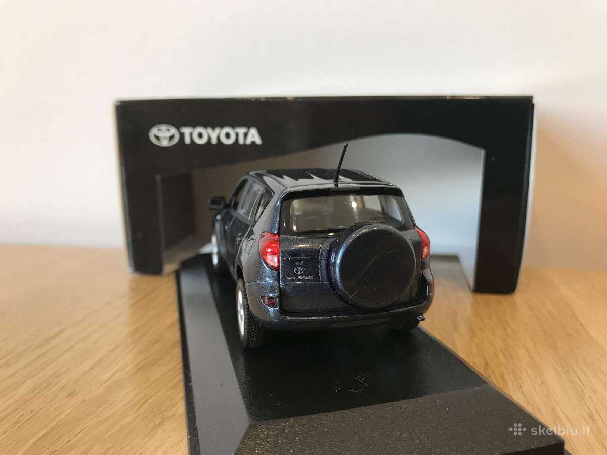 Toyota Rav4 - nuotraukos Nr. 3