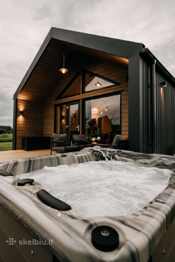 Namelis dviems su jacuzzi gamtos apsuptyje - nuotraukos Nr. 18