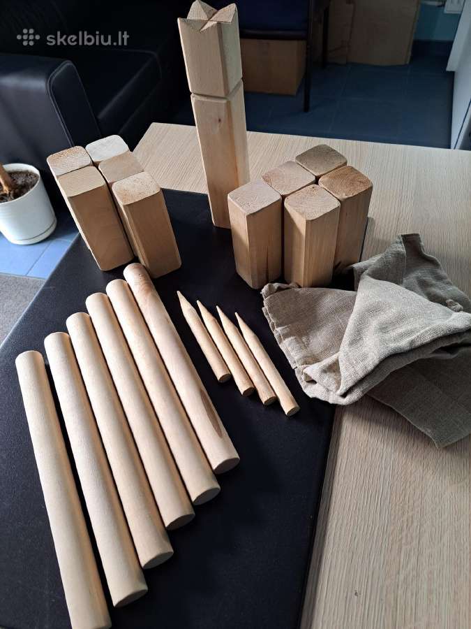Lauko žaidimas Kubb