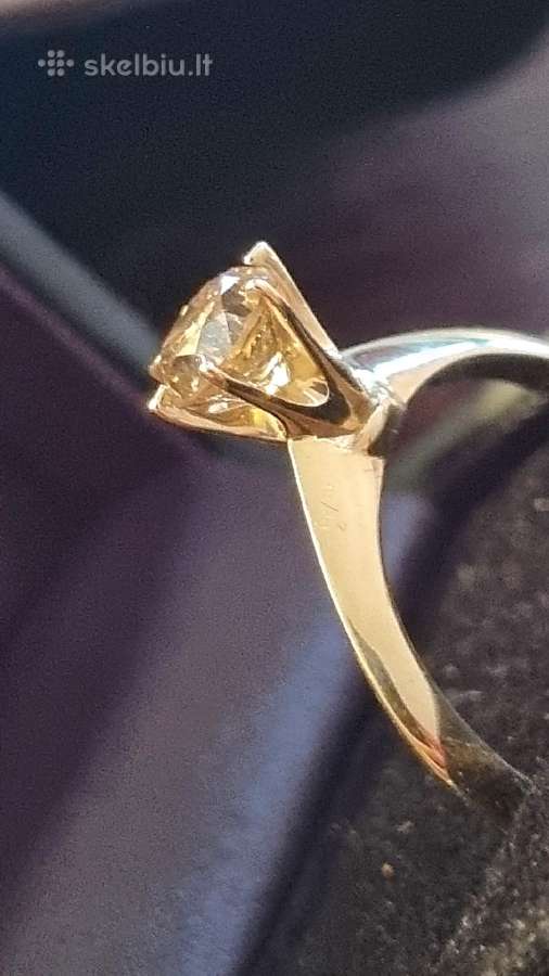 14k/585 geltono aukso žiedas su 0,78ct briliantu.