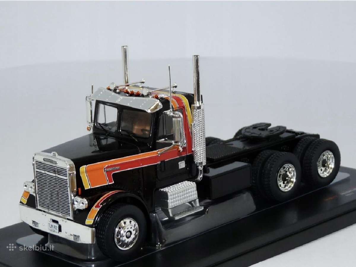 Freightliner Flc120