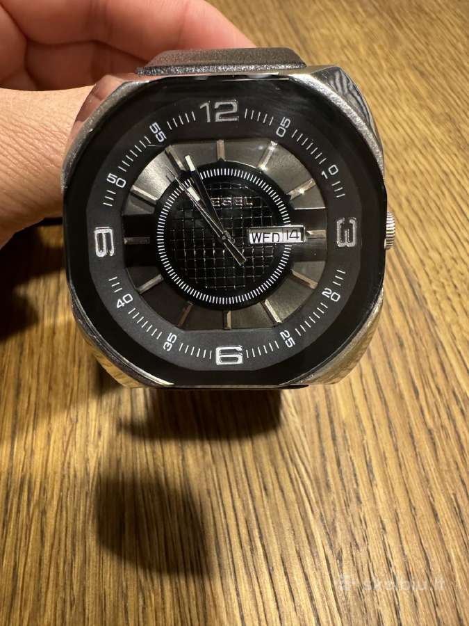 Originalus Diesel laikrodis Dz-1117