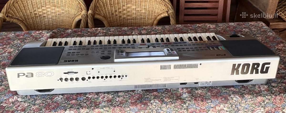 Parduodu sintezatorių Korg Pa-80. Gerame stovyje - nuotraukos Nr. 2