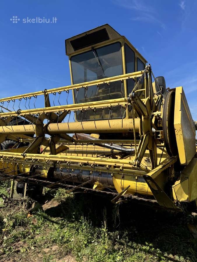 Kombainas New Holland Clayson 1520 Ardomas Dalimis