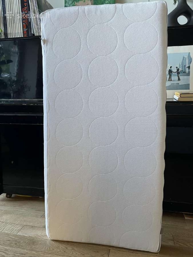 60x120x 8 cm čiužinys lovelei Ikea - nuotraukos Nr. 2