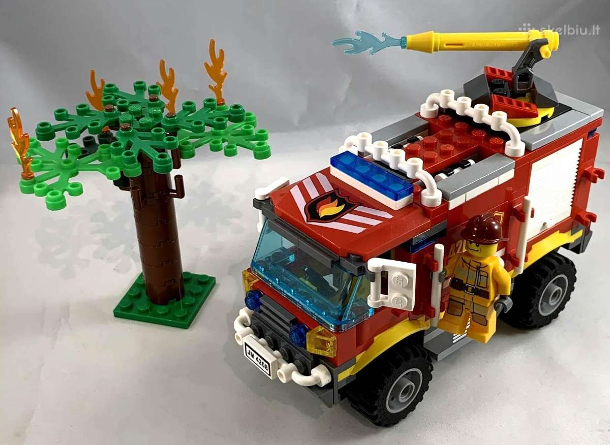 Lego City 4208 4x4 fire truck
