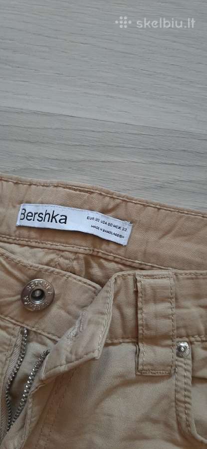 Bershka fashion chino pants