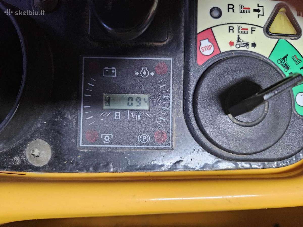 Cub Cadet Rider Fmz-42 Zero Turn - nuotraukos Nr. 4