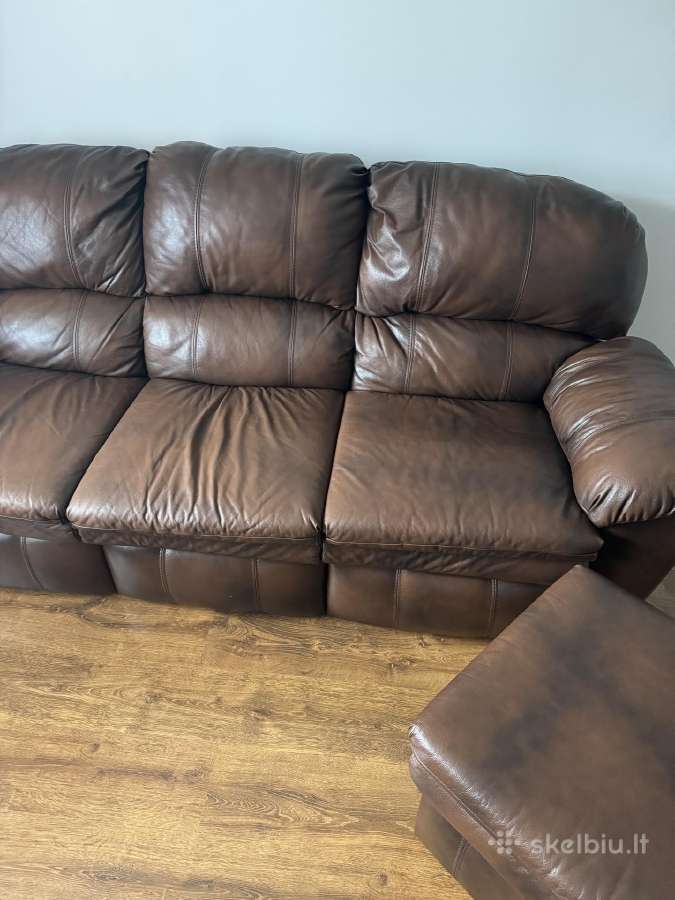 Juodojo Alksnio odine sofa su pufu - nuotraukos Nr. 2