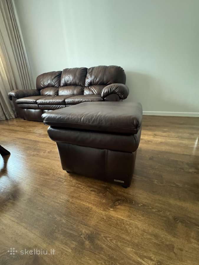Juodojo Alksnio odine sofa su pufu - nuotraukos Nr. 3