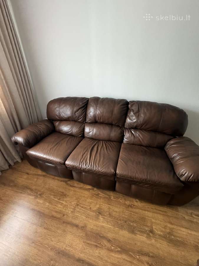 Juodojo Alksnio odine sofa su pufu - nuotraukos Nr. 7