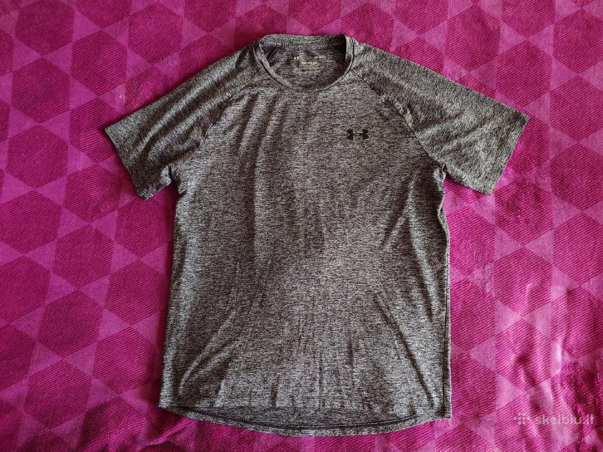 Vyriški marškinėliai under armour.