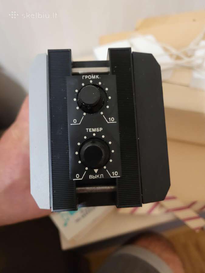 Tarybiniu laiku Radio imtuvas Radiotehnika Rp 8330 - nuotraukos Nr. 4