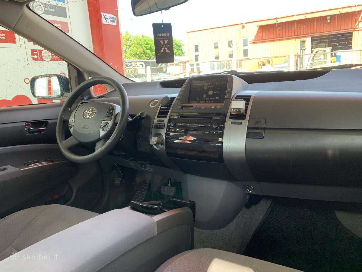 Toyota Prius Auris Kaunas Bolt pavežėjui, delivery - nuotraukos Nr. 32