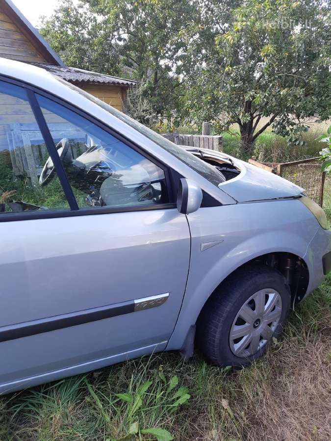 Renault Scenic 1.9dci pigiai dalimis - nuotraukos Nr. 2