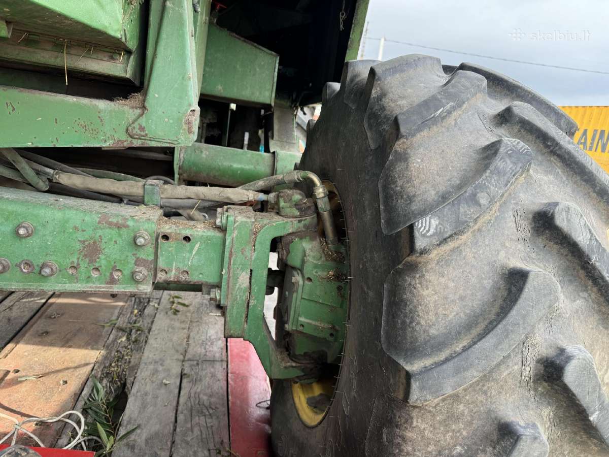 Kombainas John deere 2066 4x4 Ardomas Dalimis
