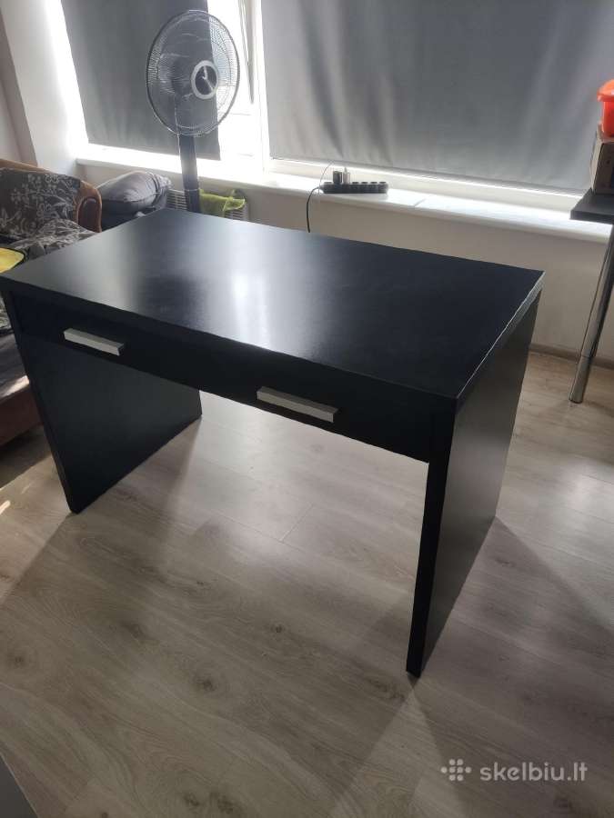 Kokybiškas darbo stalas