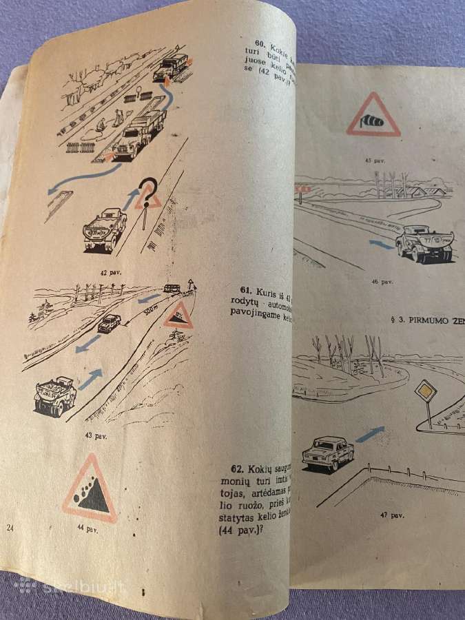 1983 m. knygele Keliu eismo taisyklių pratimai - nuotraukos Nr. 4