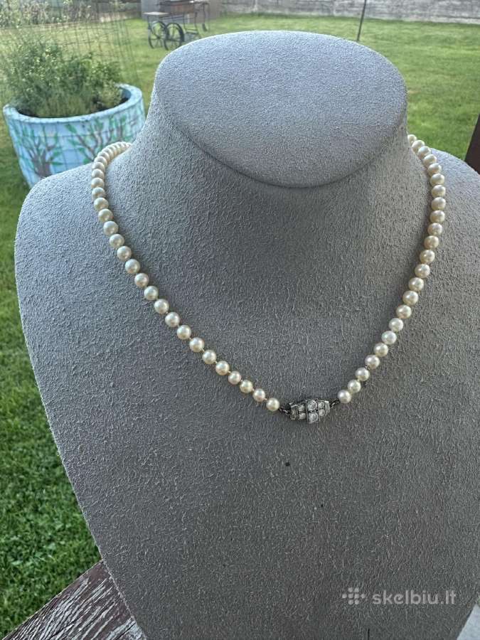 Boucheron perlų vėrinys