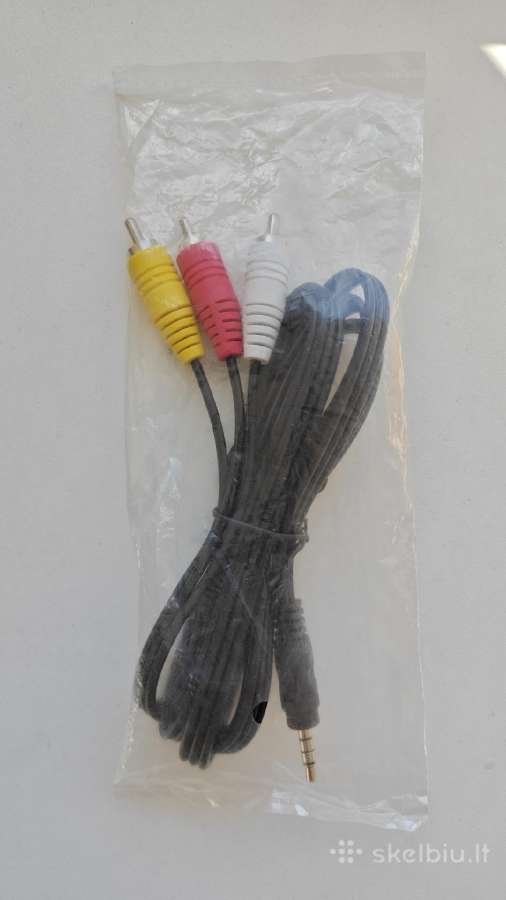 3x Rca to Aux 3.5 mm kabelis