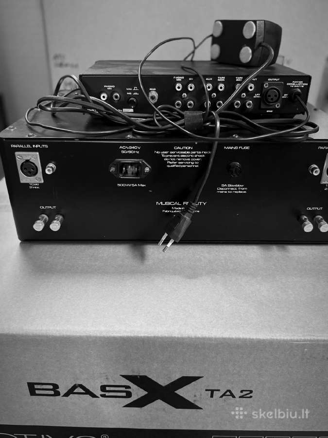 Musical Fidelity Preamp 2a, Dr. thomas power amp - nuotraukos Nr. 5