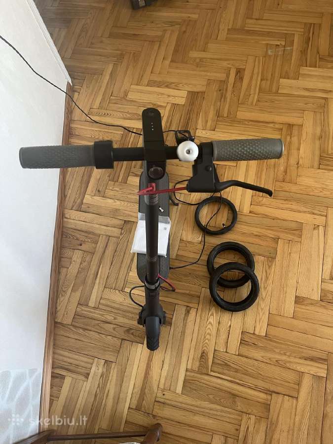 Xiaomi M365 Elektrinis paspirtukas Juodas - nuotraukos Nr. 3