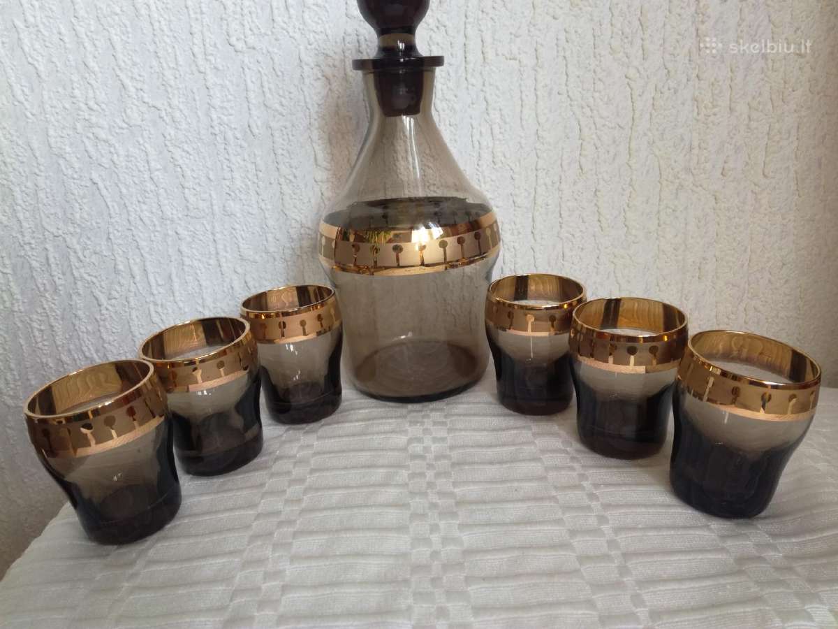 Senovinis,labai gražus Bohemijos rinkinys