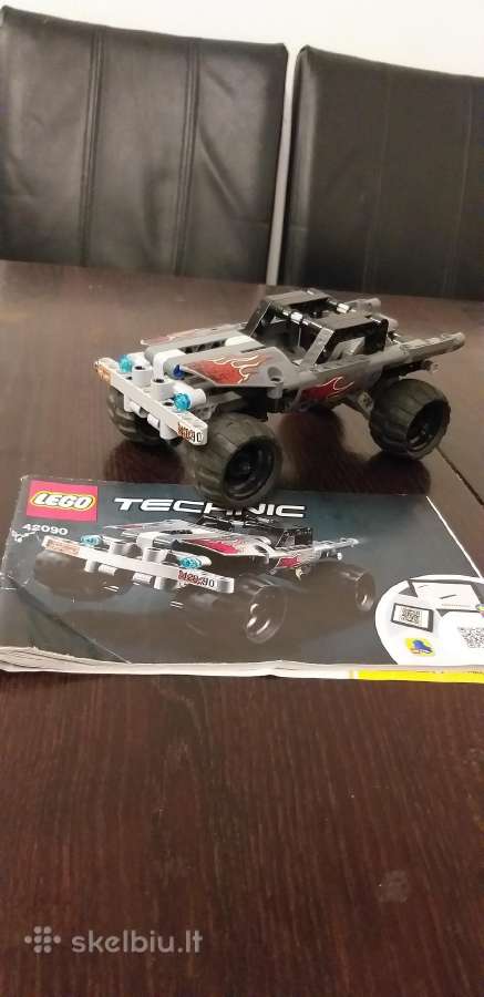 Lego Technic Pabėgimo sunkvežimis - nuotraukos Nr. 2