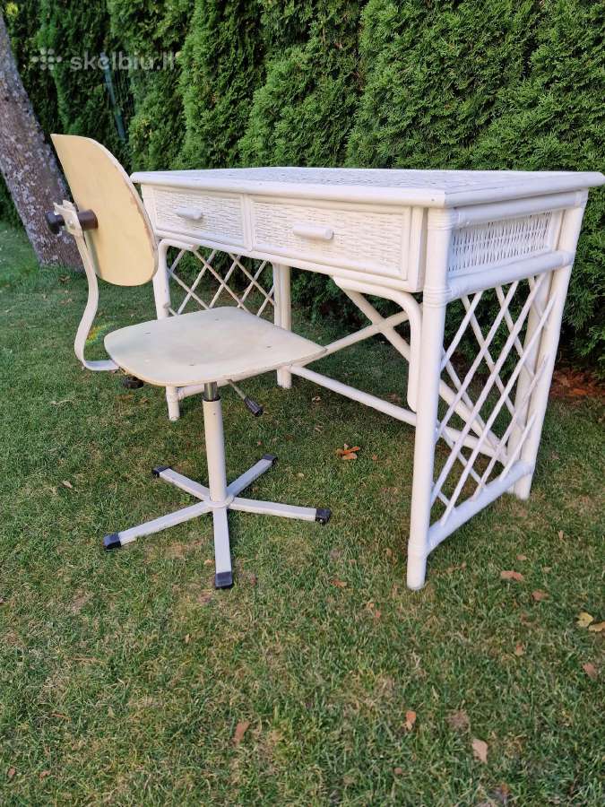 Vintažinis mid century ratango konsolinis stalas - nuotraukos Nr. 15
