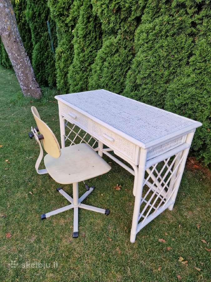 Vintažinis mid century ratango konsolinis stalas - nuotraukos Nr. 16