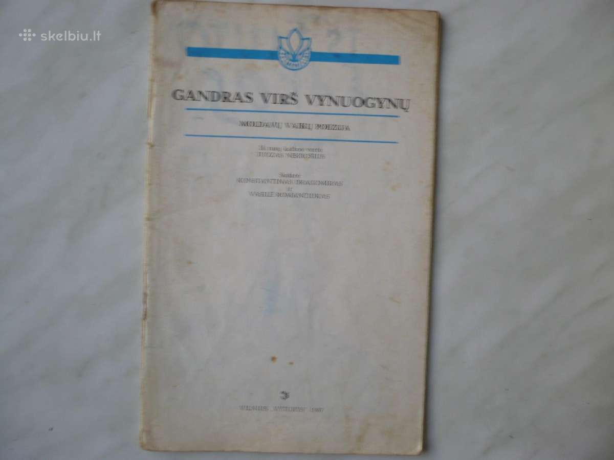 Gandras virš vynuoginų
