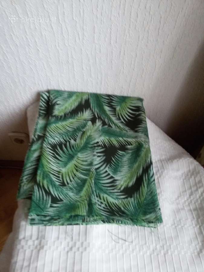 Vidutinio storumo,senų laikų audinys - nuotraukos Nr. 3