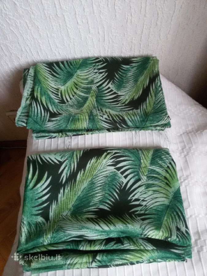 Vidutinio storumo,senų laikų audinys