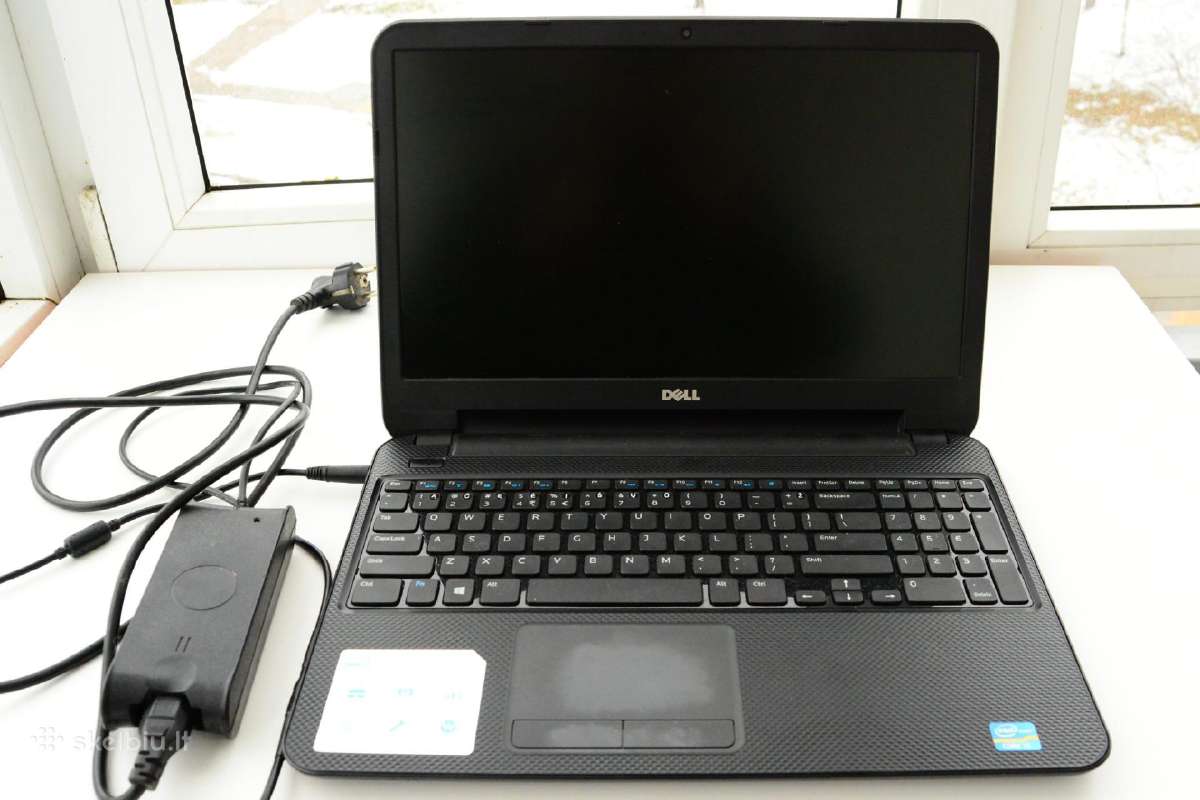 Parduodamas komp. Dell Inspiron 15-3521 (detalėms)