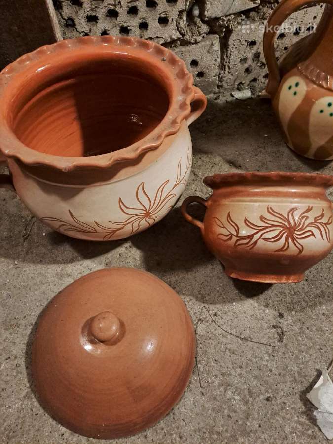 Labai seni močiutės ąsočiai - nuotraukos Nr. 9