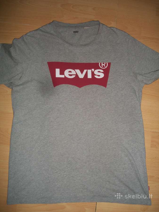 Levis Large